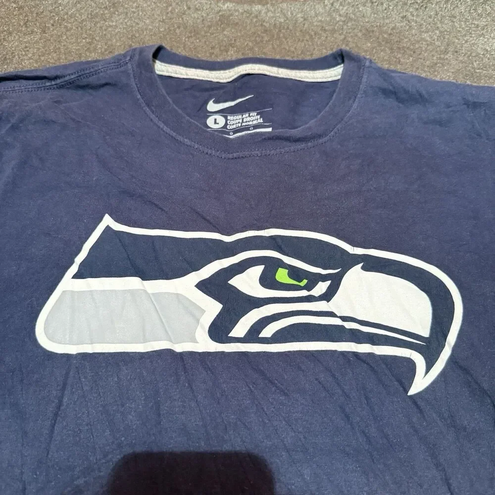 Nike Seattle Seahawks Mens TShirt L Large Dark Blue Regular Fit Activewear